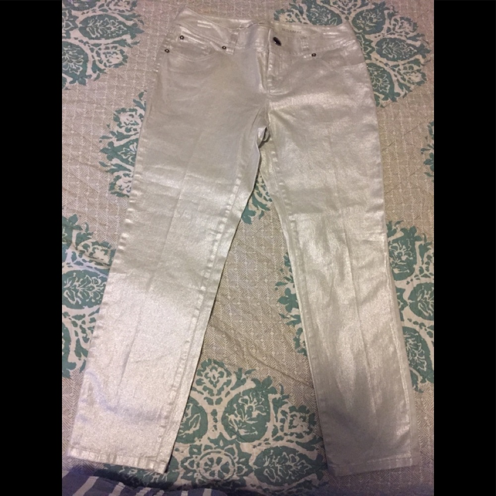 INC denim shiny jeans size 4 reg fit. EUC